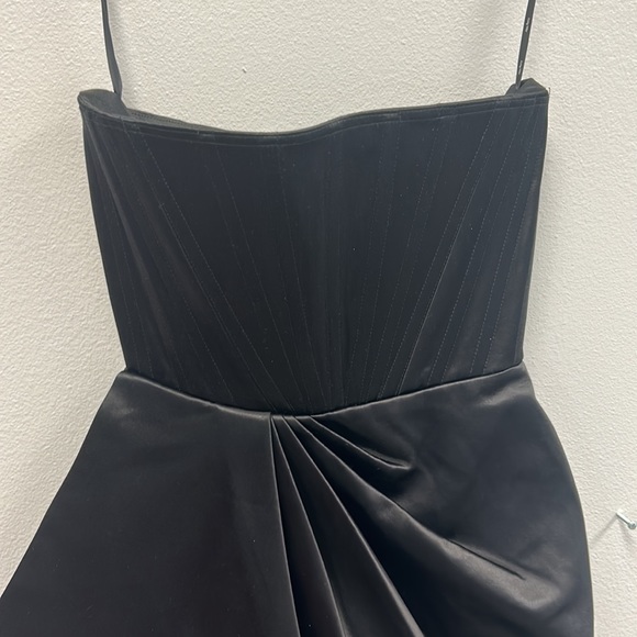 Mini dress - Picture 3 of 7